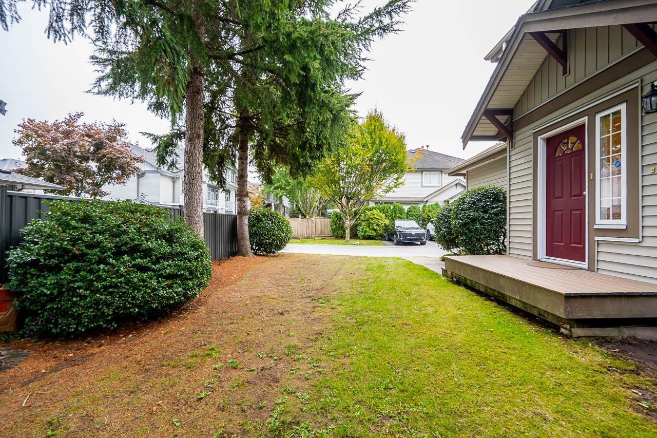 26 14453 72 Avenue Property Photo 5