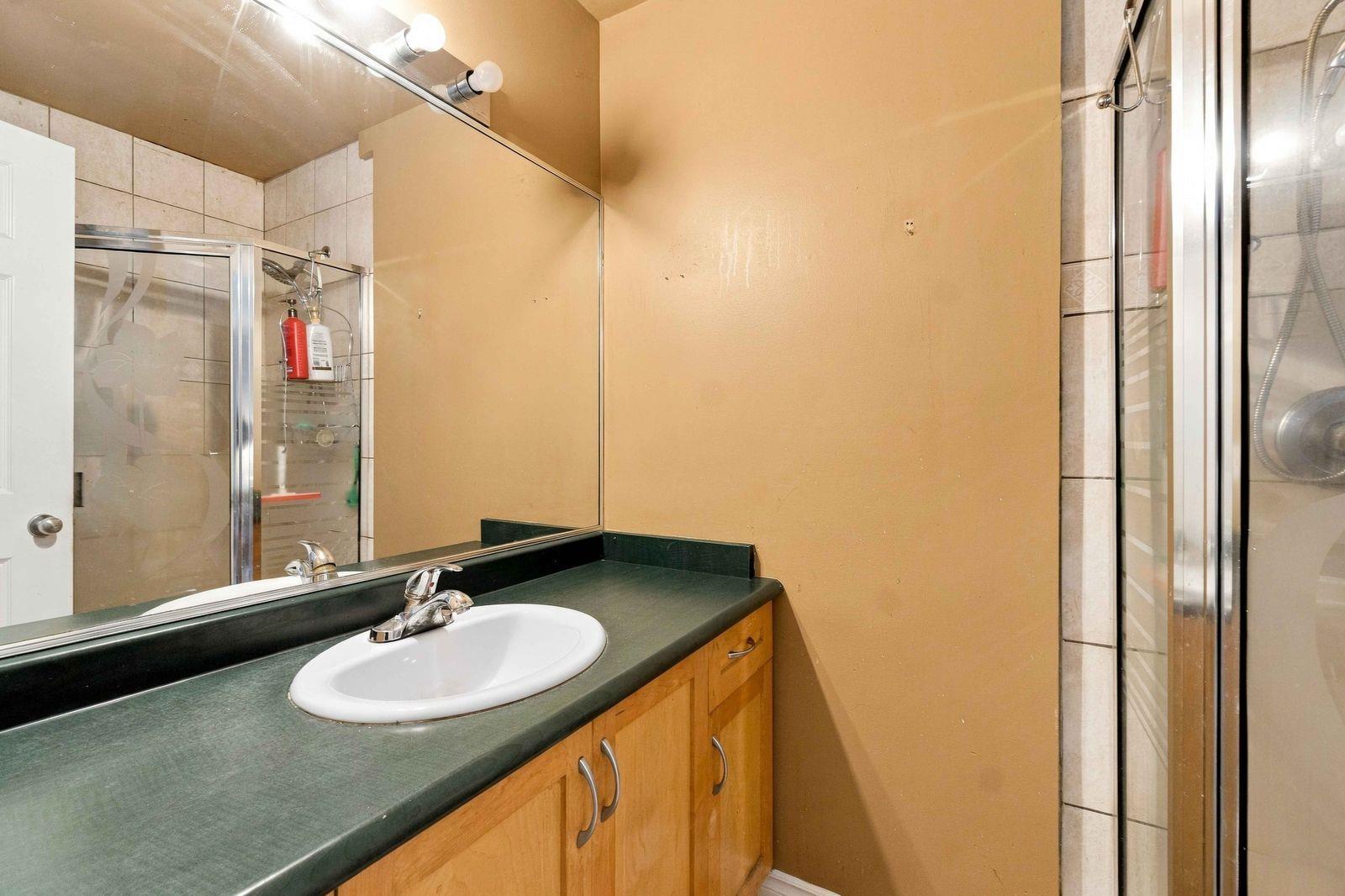 6671 Carncross Crescent Property Photo 19