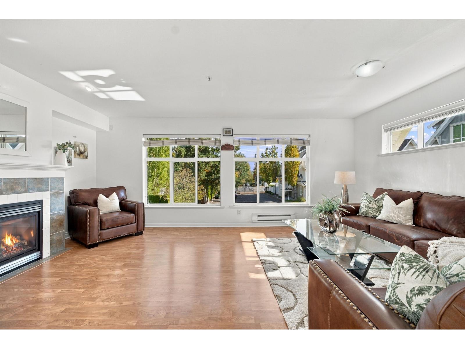 62 6450 199 STREET Property Photo 1
