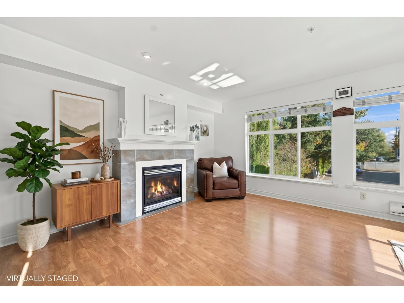 62 6450 199 Street Property Photo 3