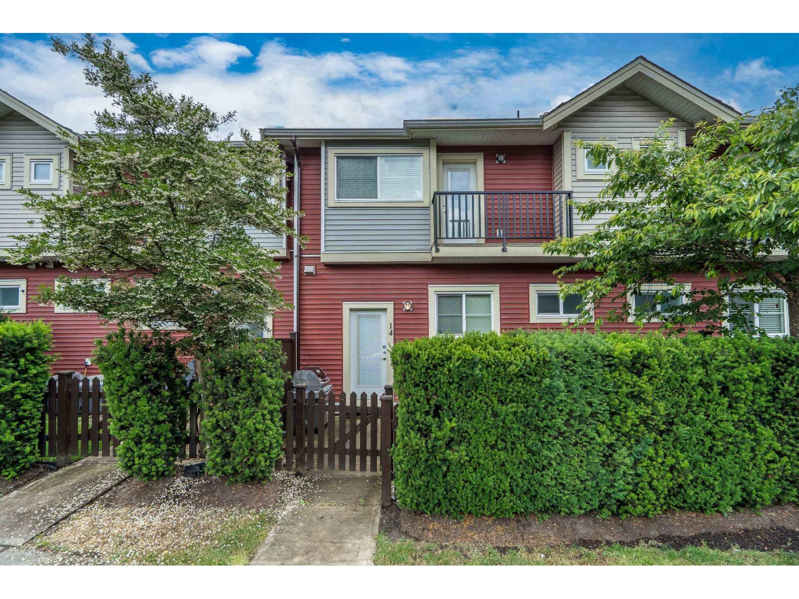 14 6945 185 Street Property Photo 1