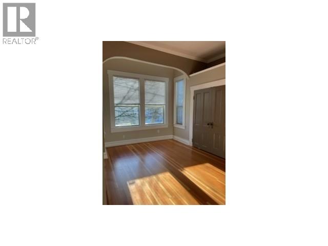 324 Tenth Street Property Photo 5