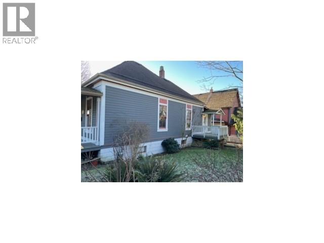 324 Tenth Street Property Photo 10