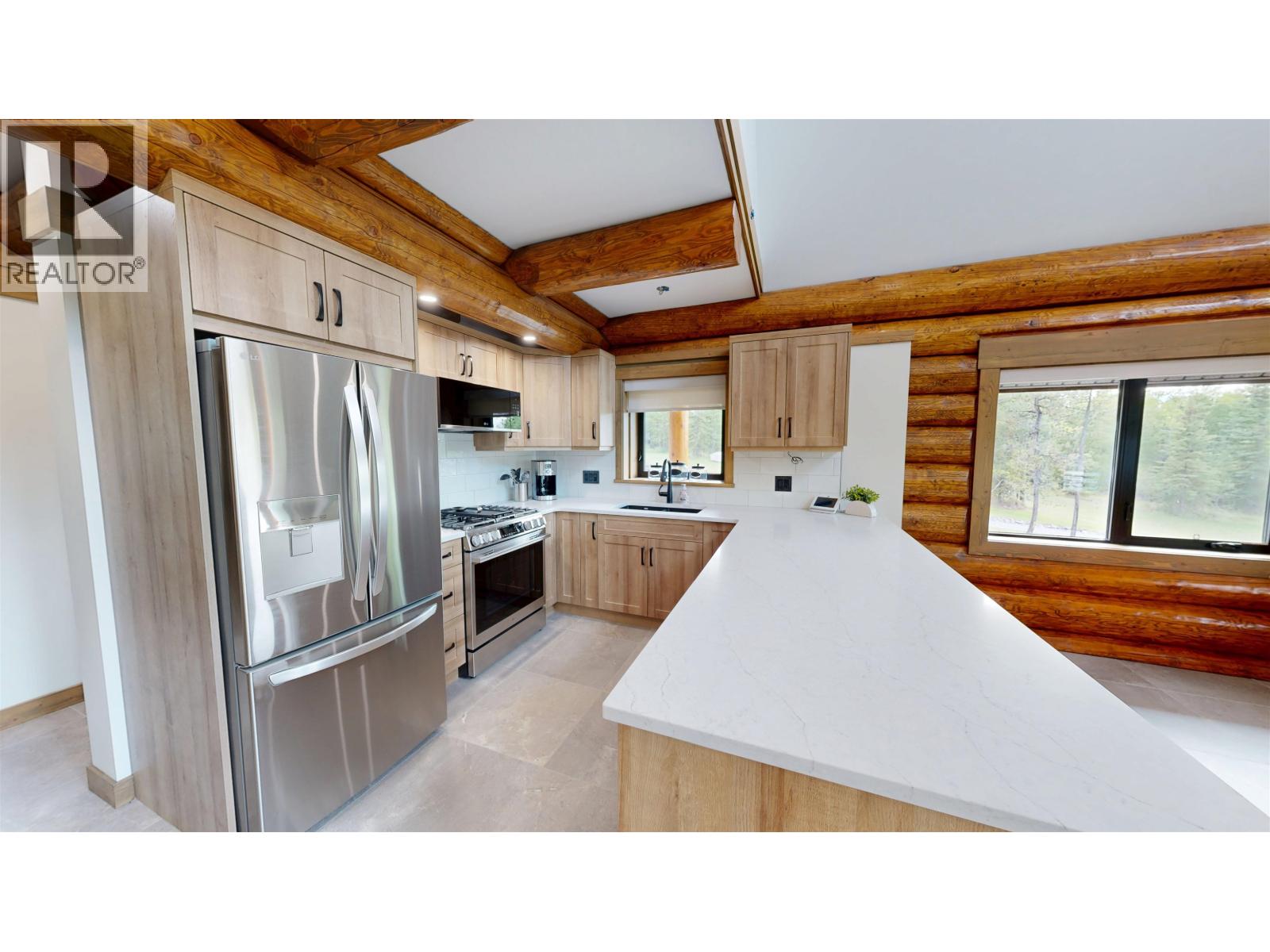 6060 Butte Road Property Photo 10