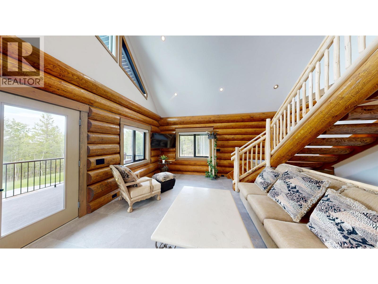 6060 Butte Road Property Photo 12