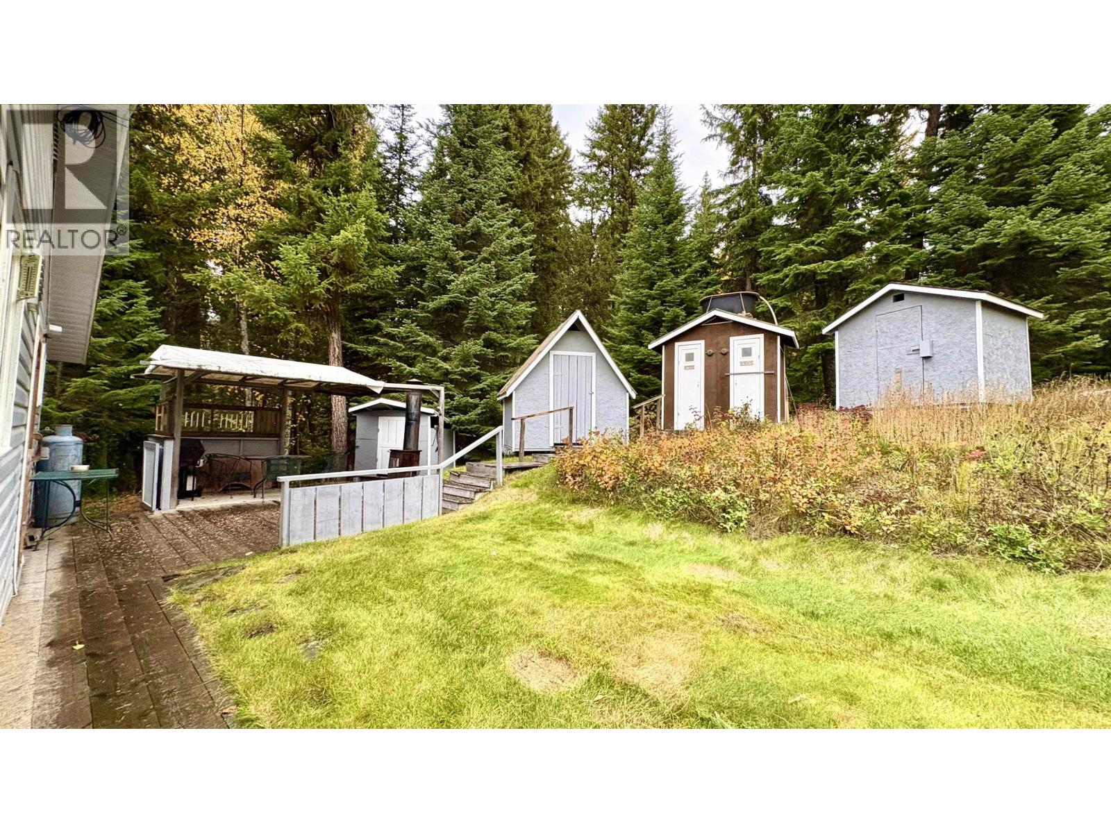 23205 Camp Road Property Photo 9