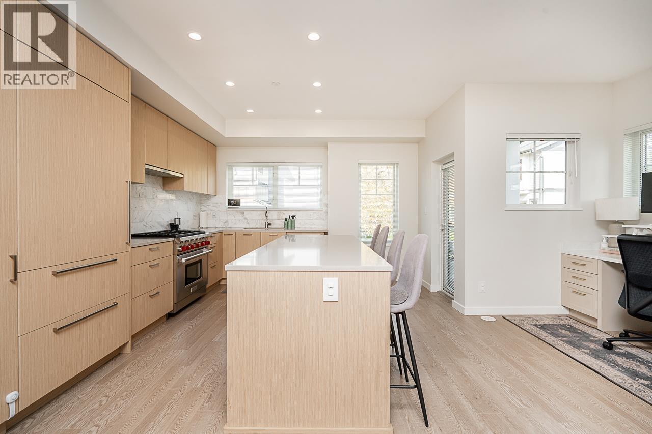 14 19451 Sutton Avenue Property Photo 7
