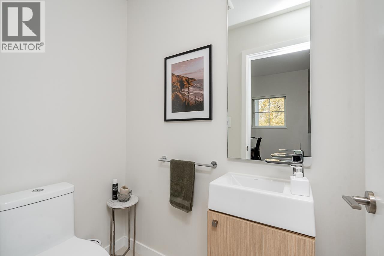 14 19451 Sutton Avenue Property Photo 13