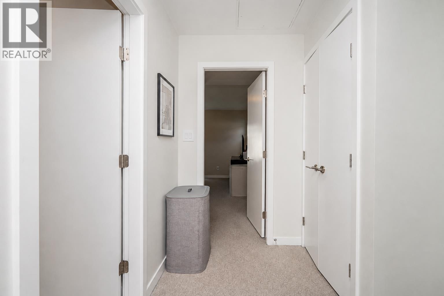 14 19451 Sutton Avenue Property Photo 18