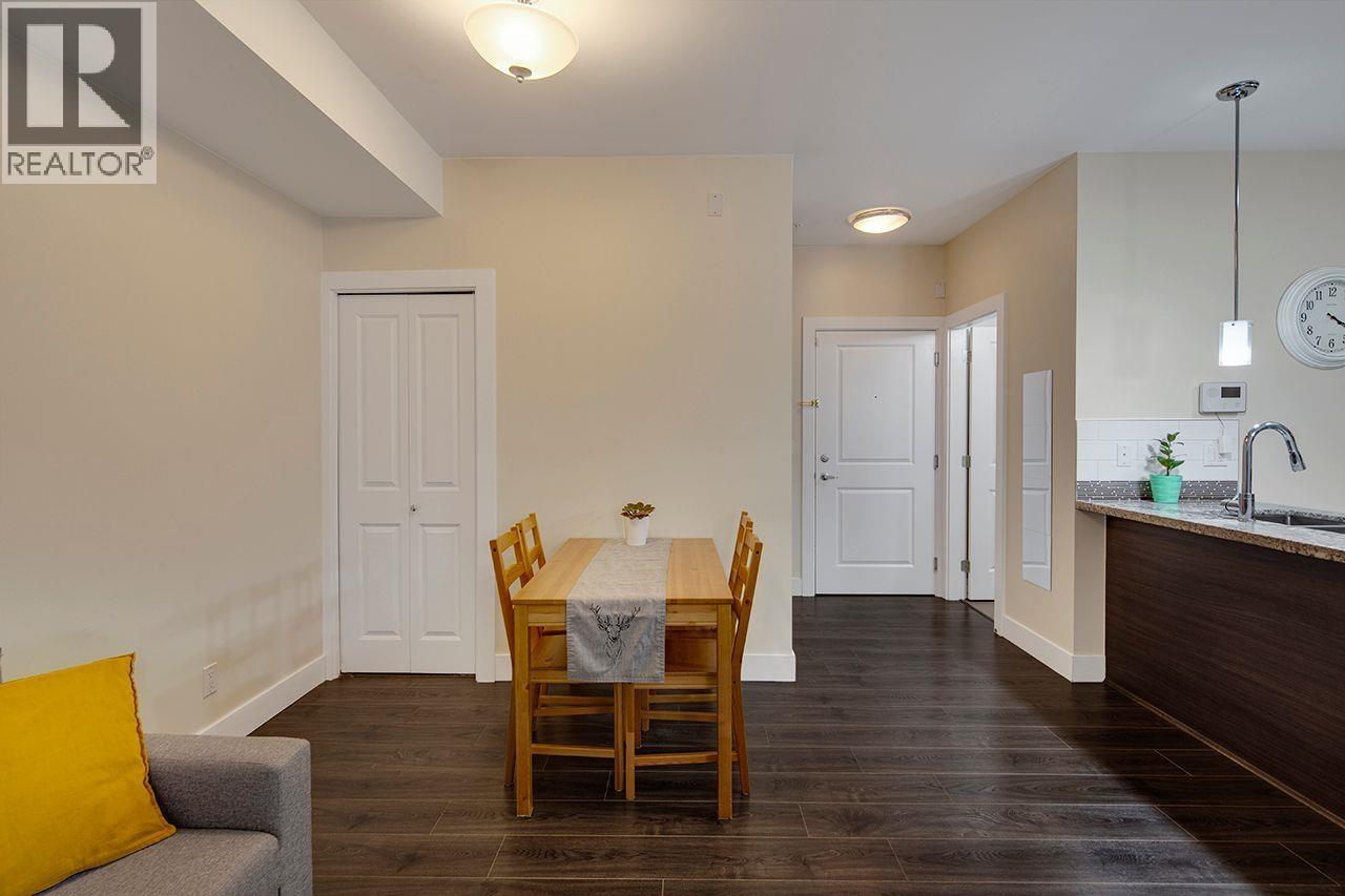 106 7377 14th Avenue Property Photo 8