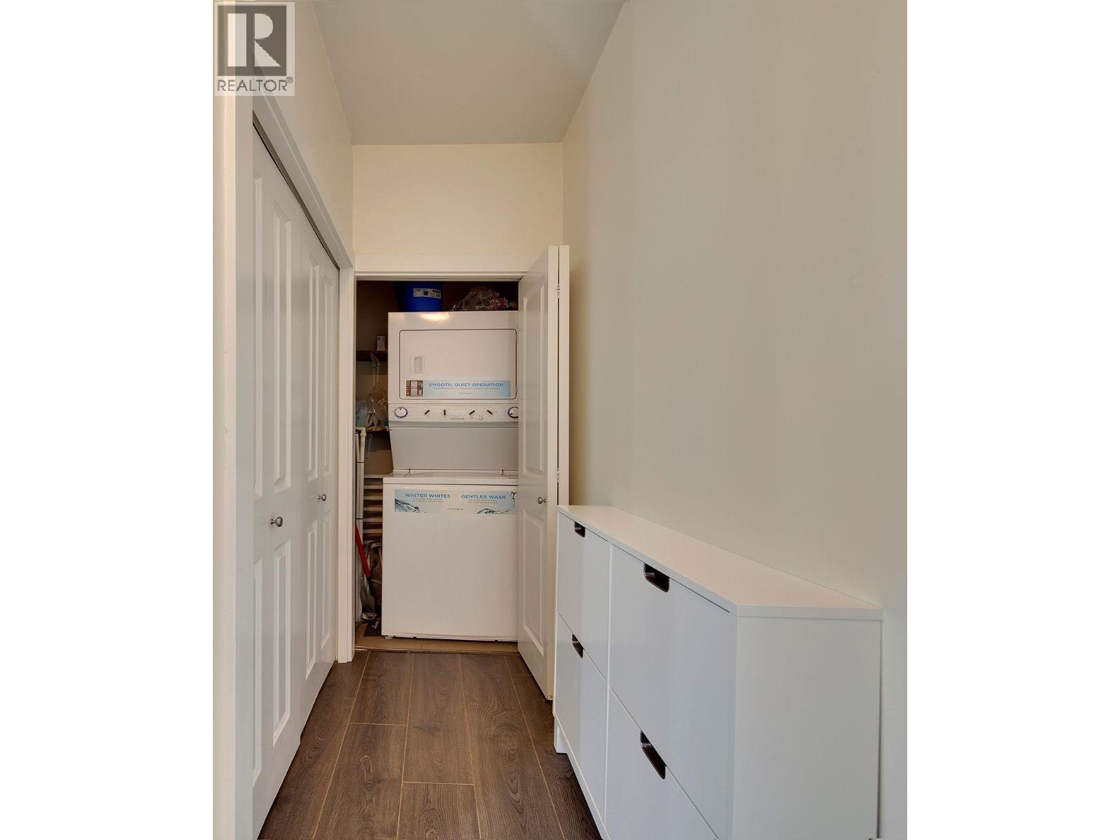 106 7377 14th Avenue Property Photo 18