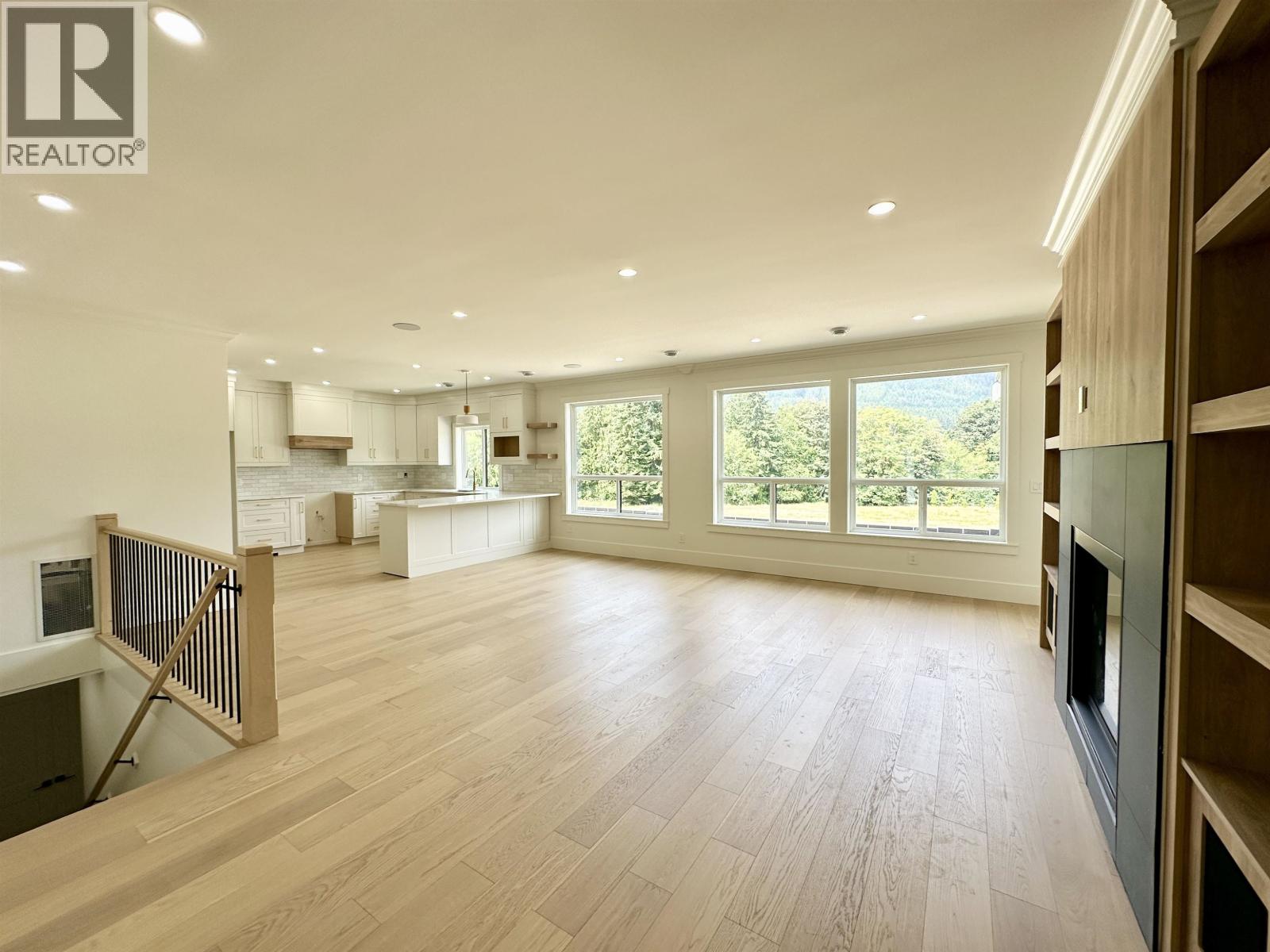 1203 Castle Road Property Photo 8