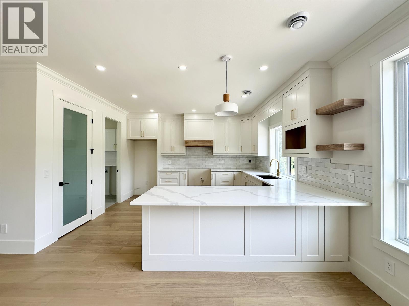 1203 Castle Road Property Photo 11