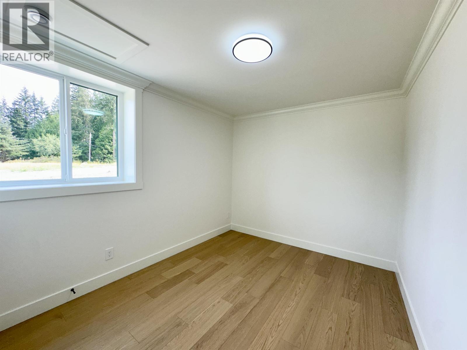 1203 Castle Road Property Photo 32