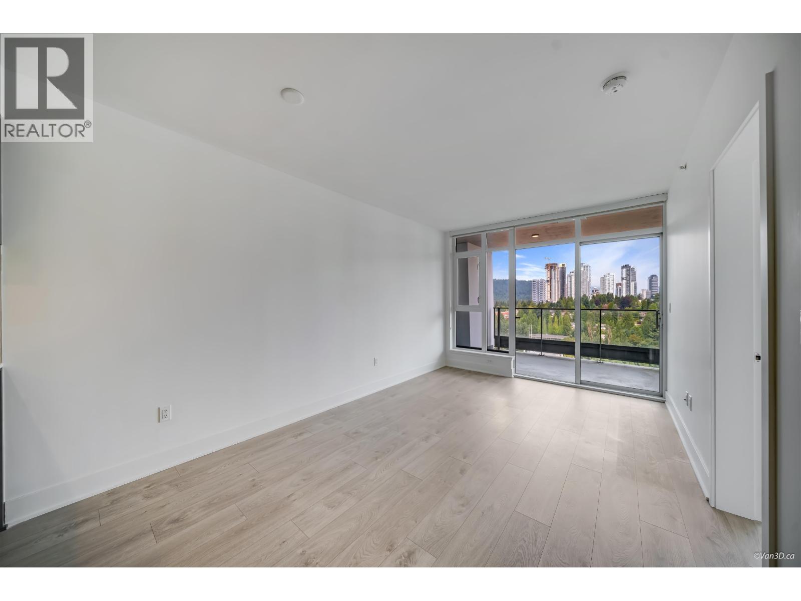 1801 450 Westview Street Property Photo 2