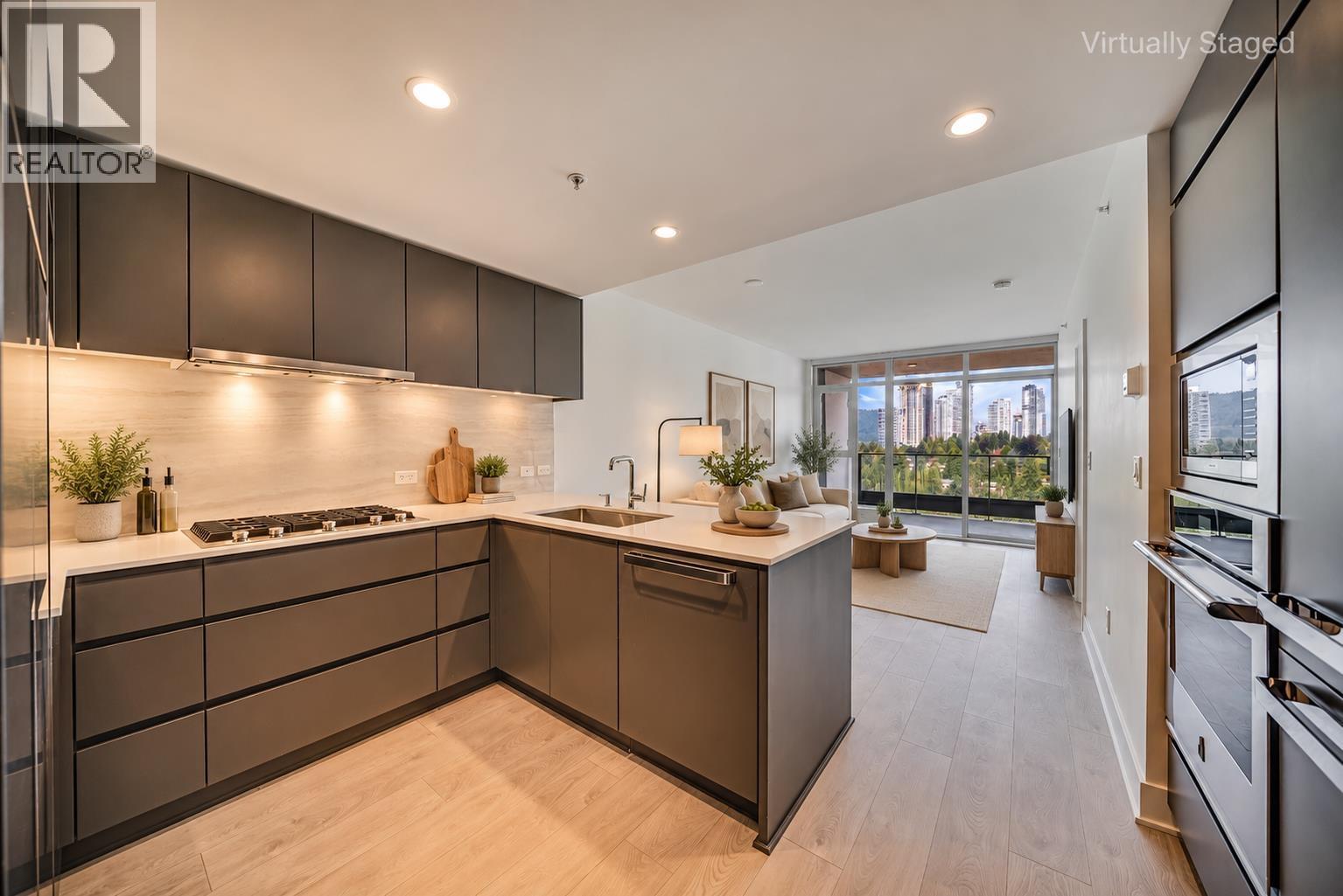 1801 450 Westview Street Property Photo 6