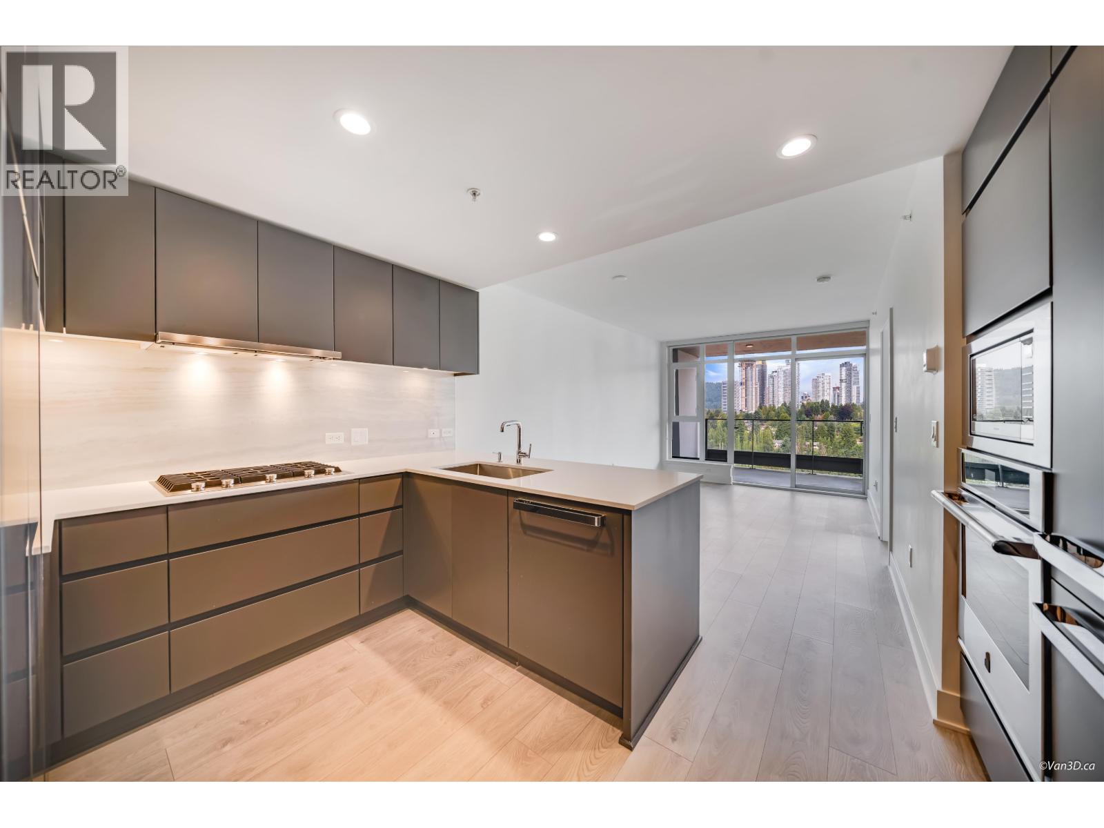 1801 450 Westview Street Property Photo 7