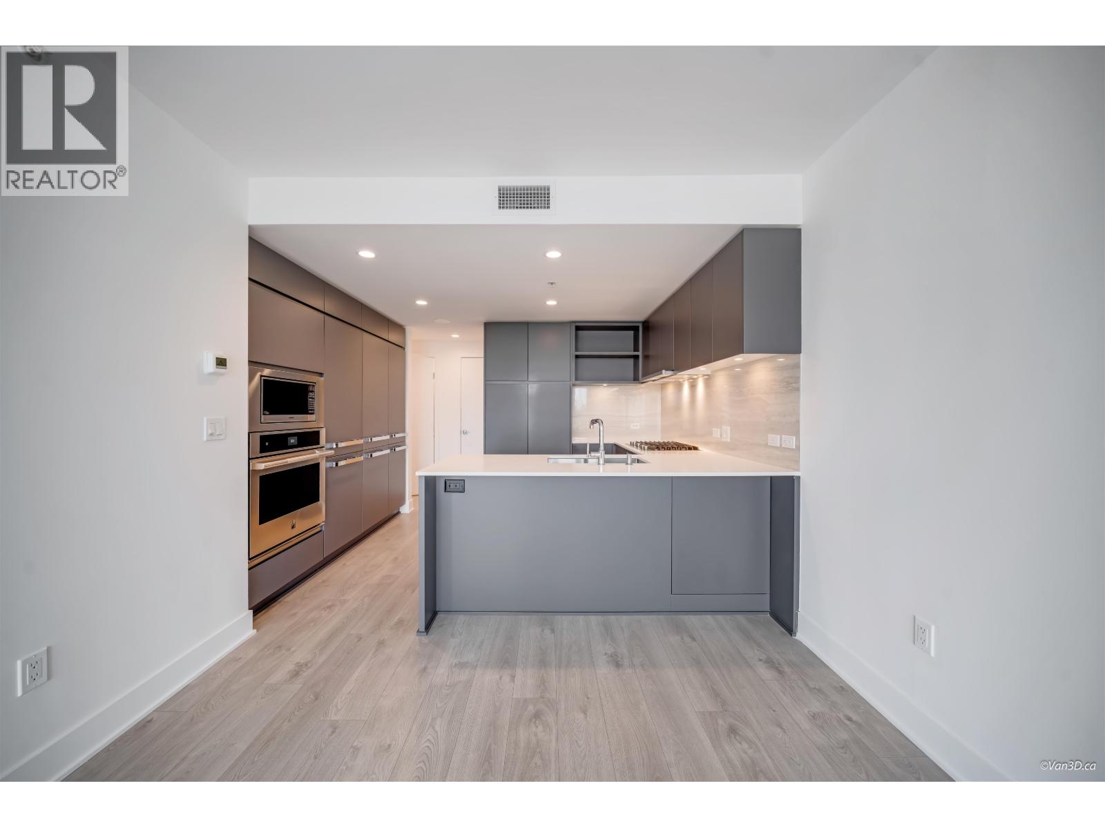 1801 450 Westview Street Property Photo 10