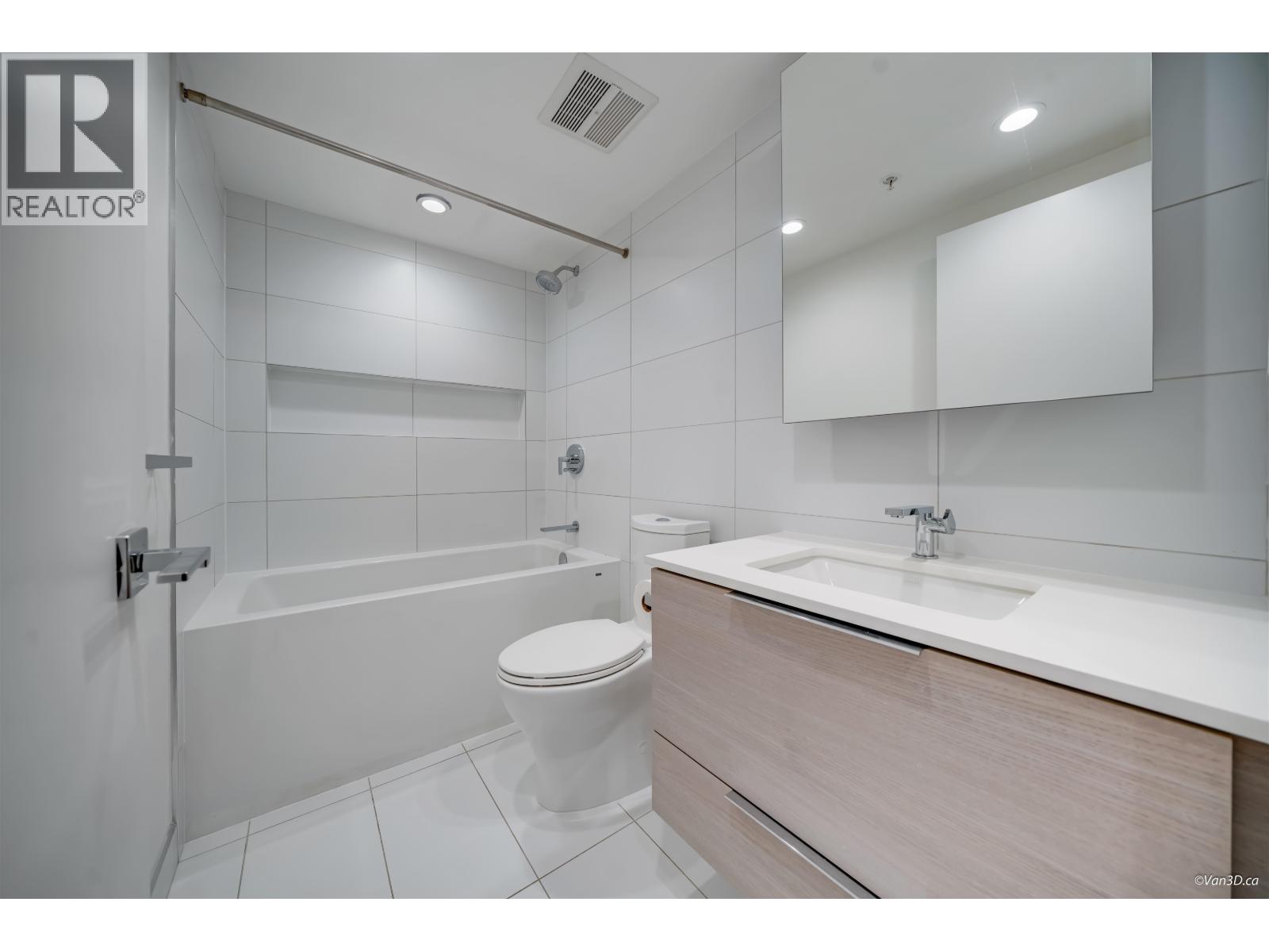 1801 450 Westview Street Property Photo 19