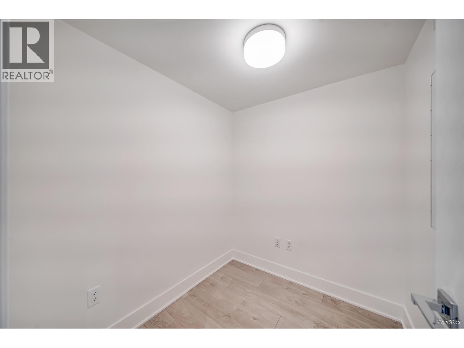 1801 450 Westview Street Property Photo 21