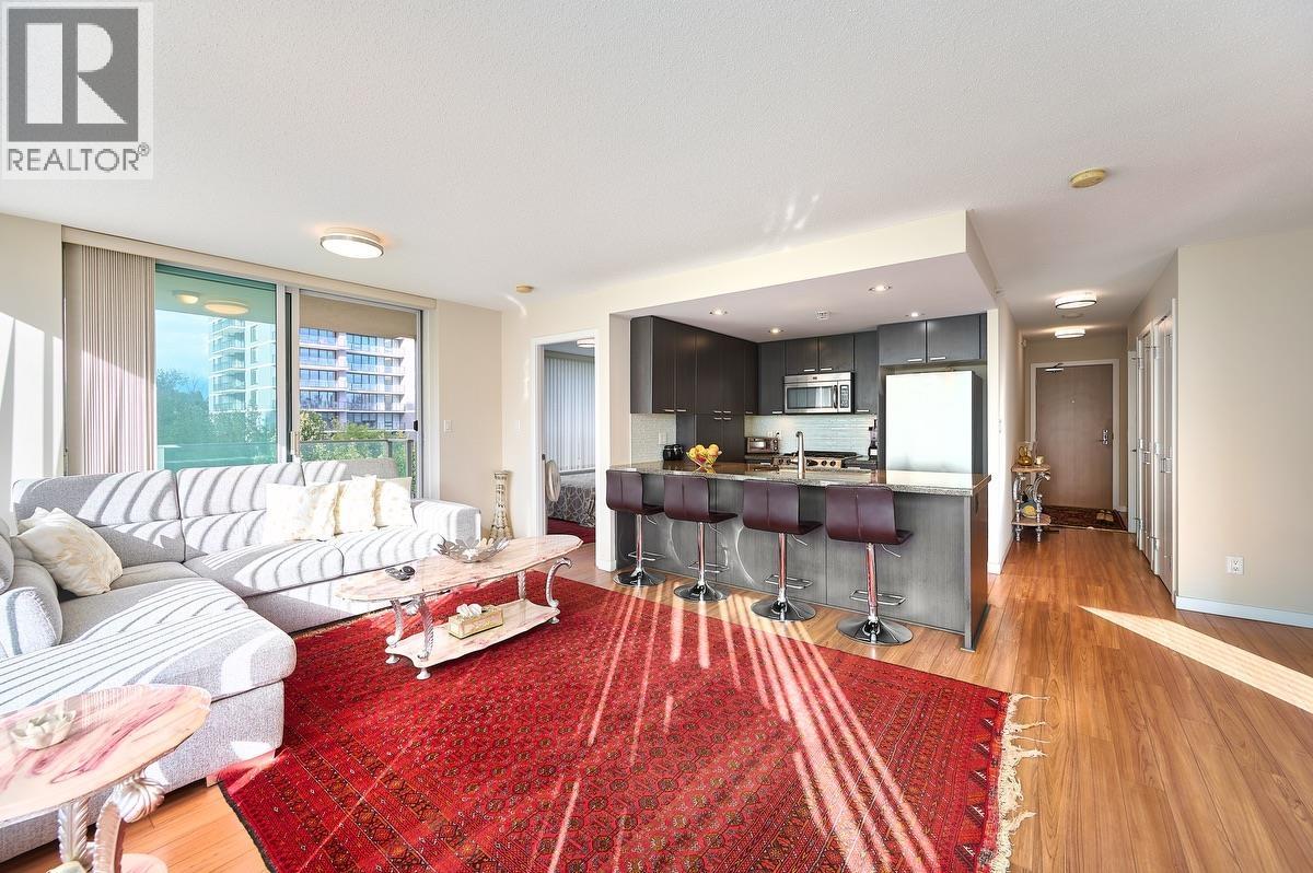 805 2232 Douglas Road Property Photo 7