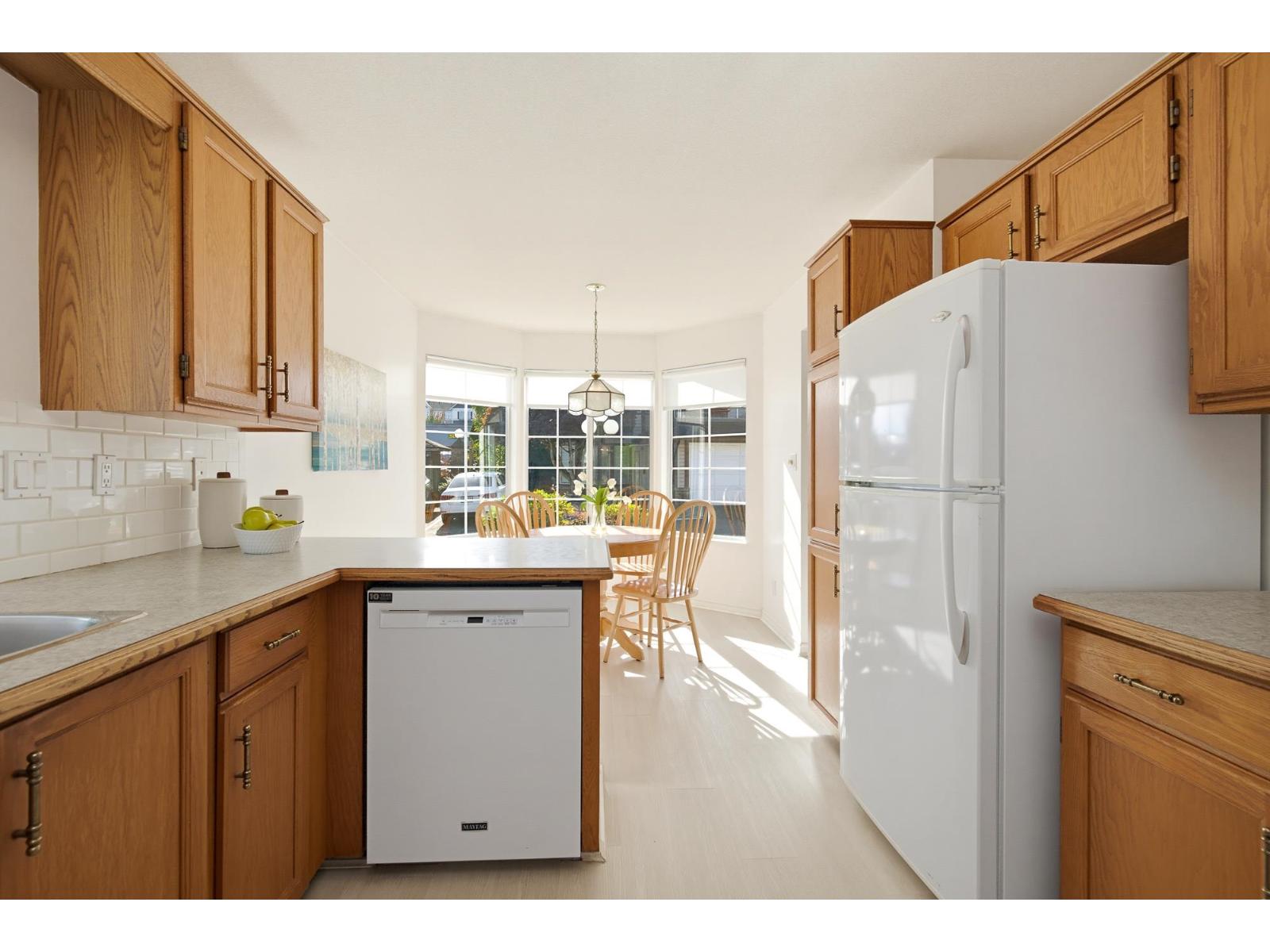 38 32659 George Ferguson Way Property Photo 6