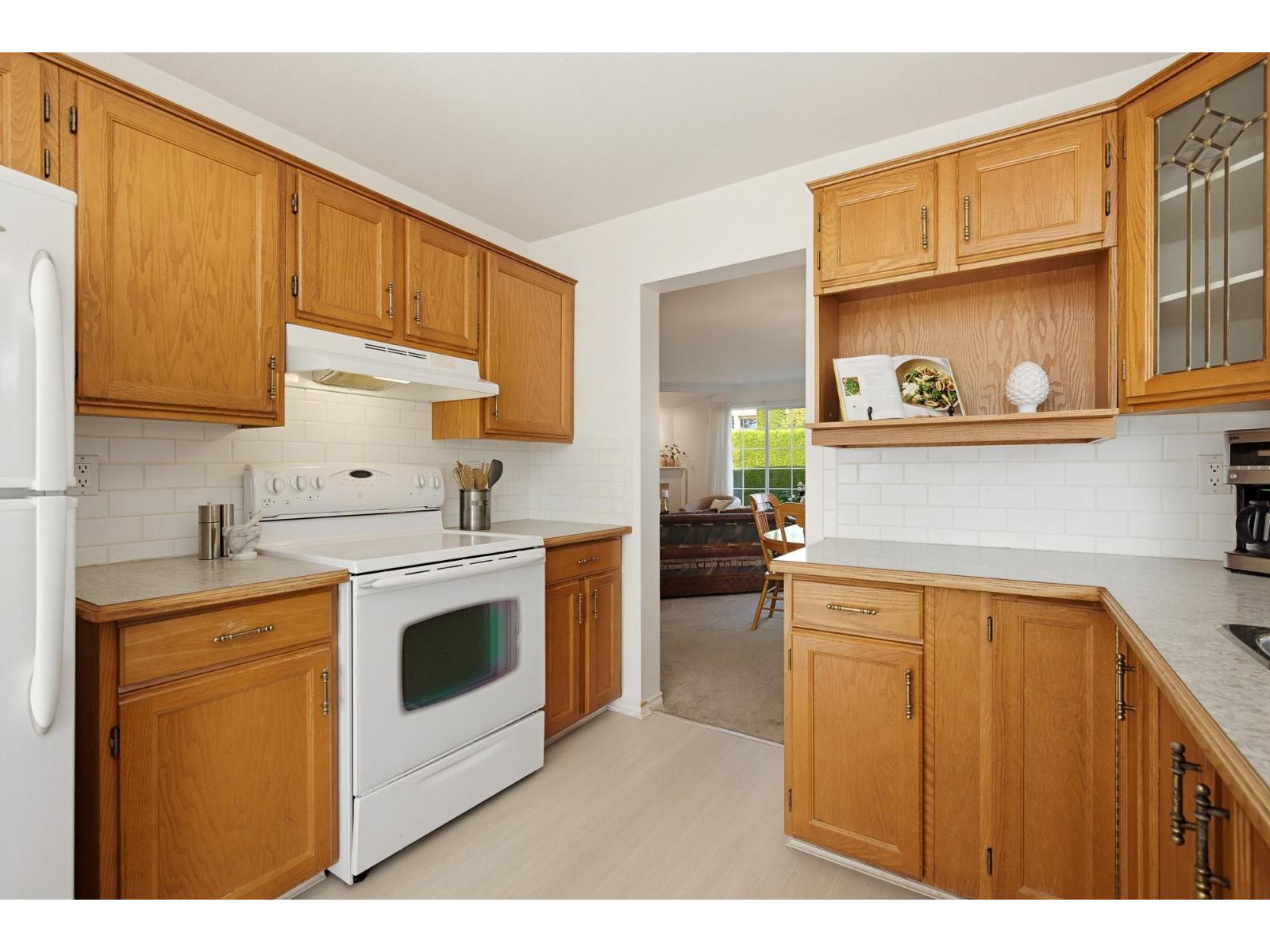 38 32659 George Ferguson Way Property Photo 10