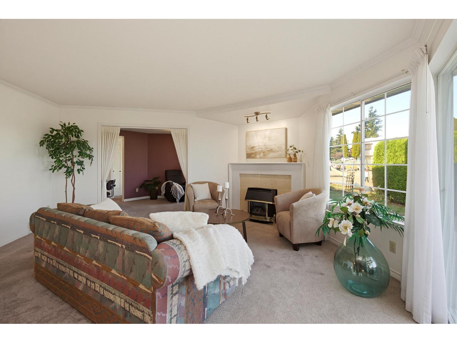 38 32659 George Ferguson Way Property Photo 16