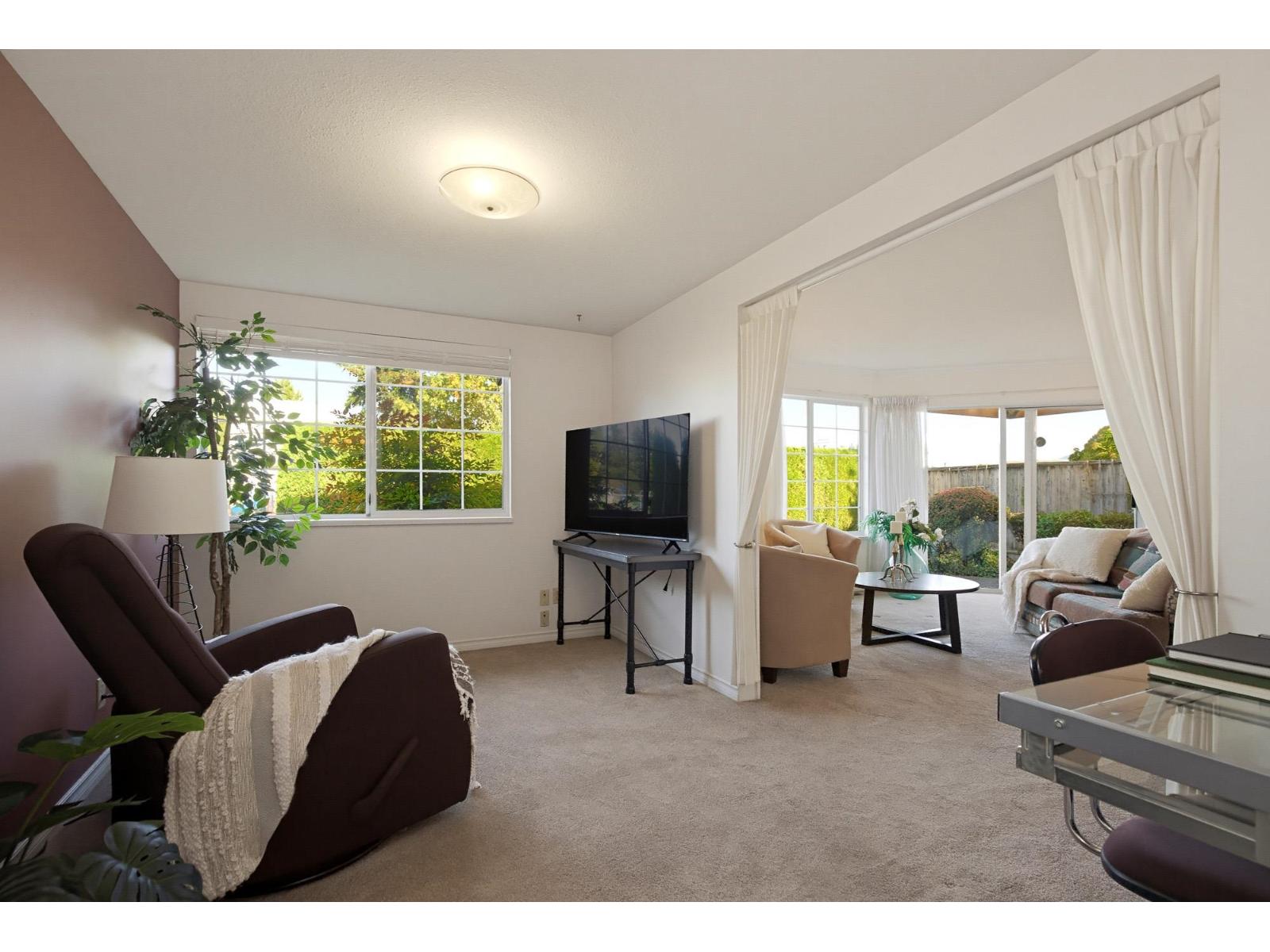 38 32659 George Ferguson Way Property Photo 21