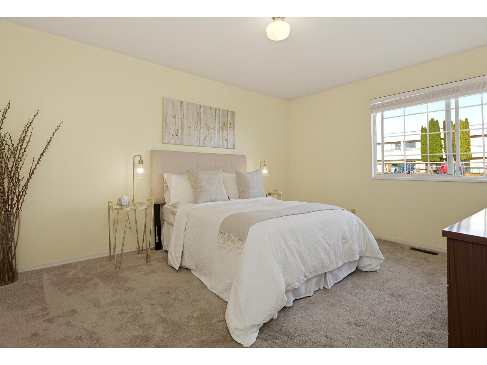 38 32659 George Ferguson Way Property Photo 22