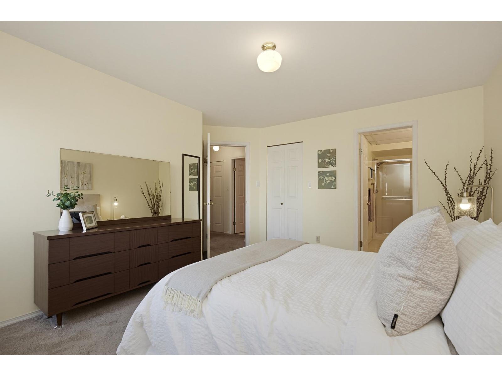 38 32659 George Ferguson Way Property Photo 24