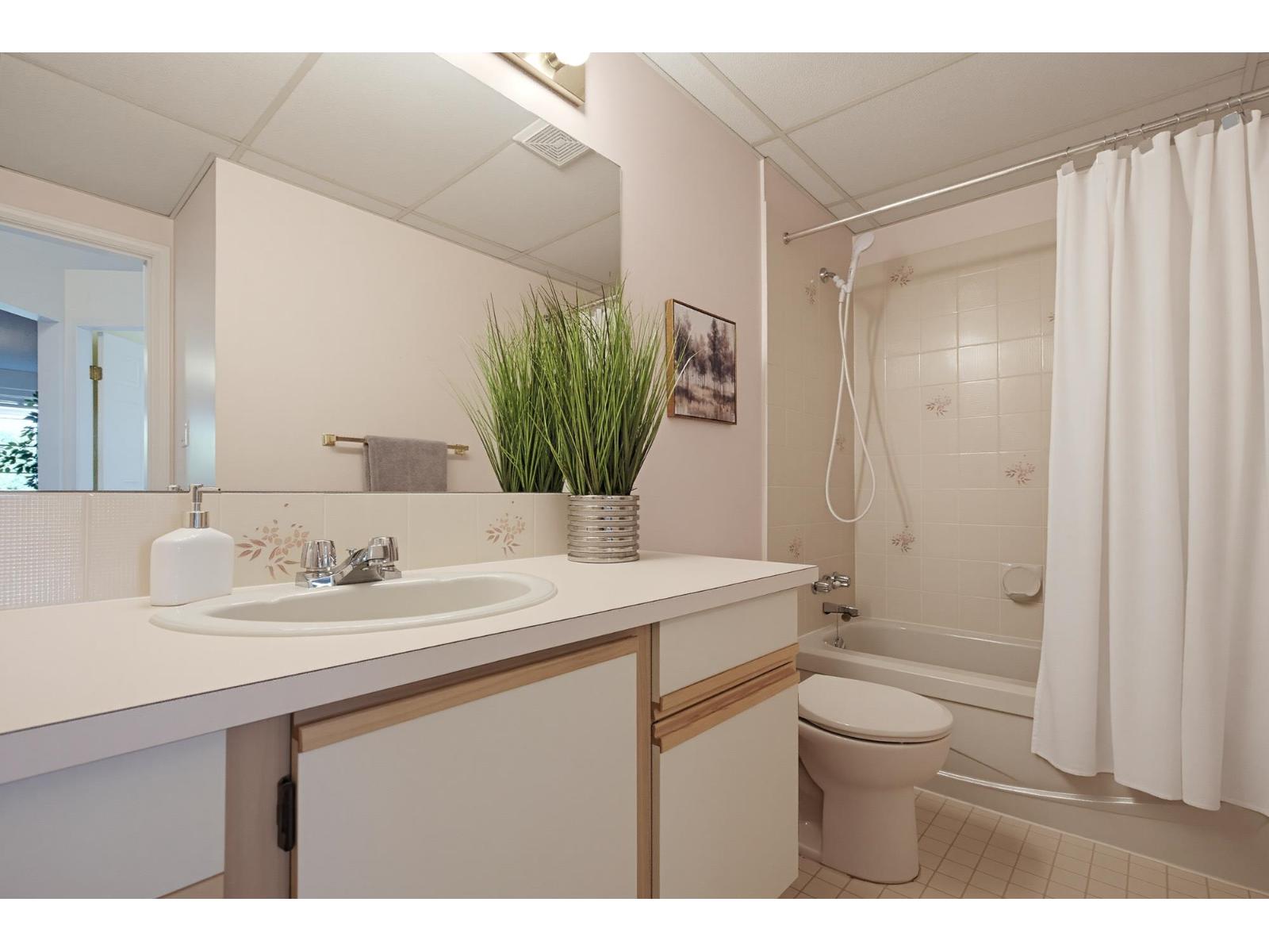 38 32659 George Ferguson Way Property Photo 26
