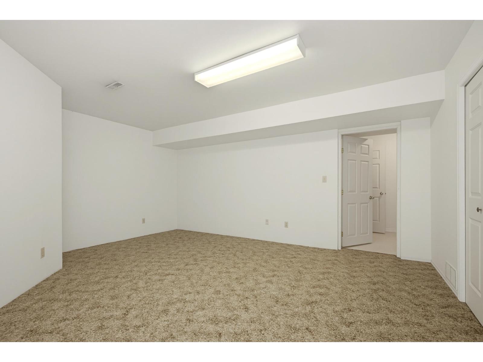 38 32659 George Ferguson Way Property Photo 31