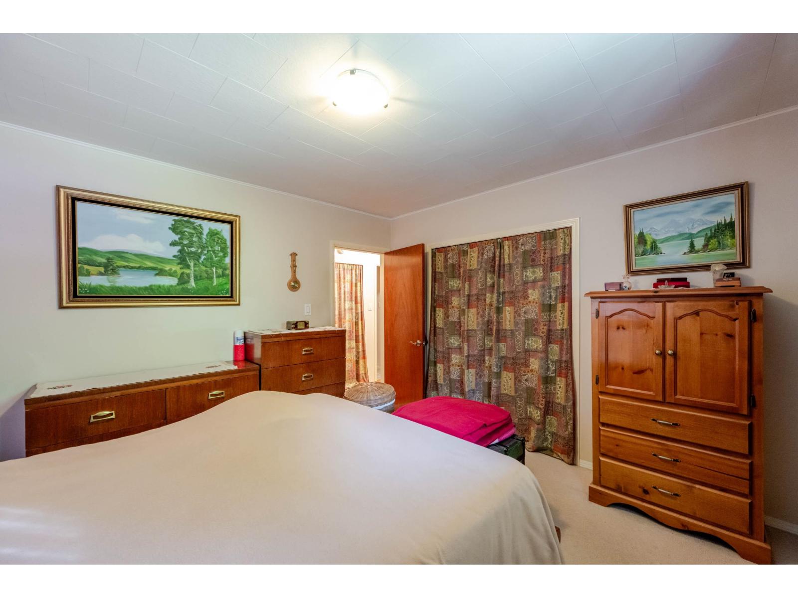 6976 Glover Road Property Photo 14