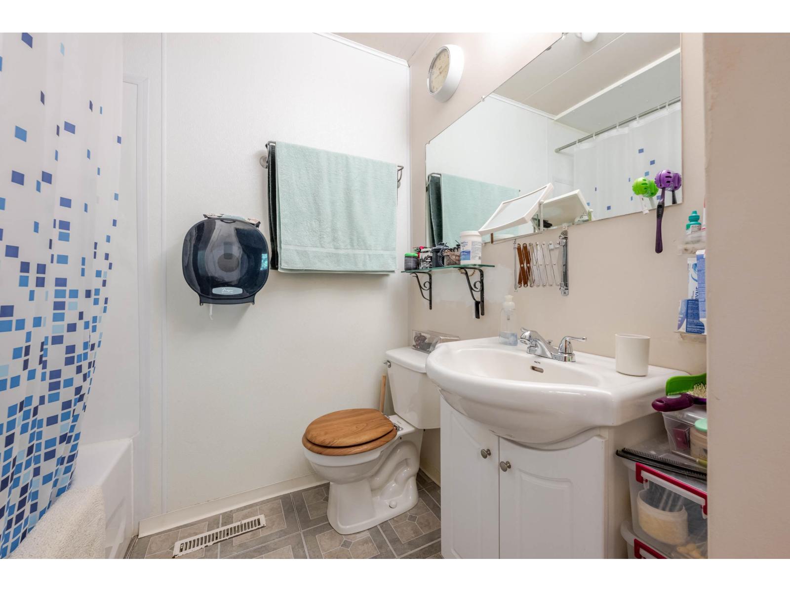 6976 Glover Road Property Photo 15