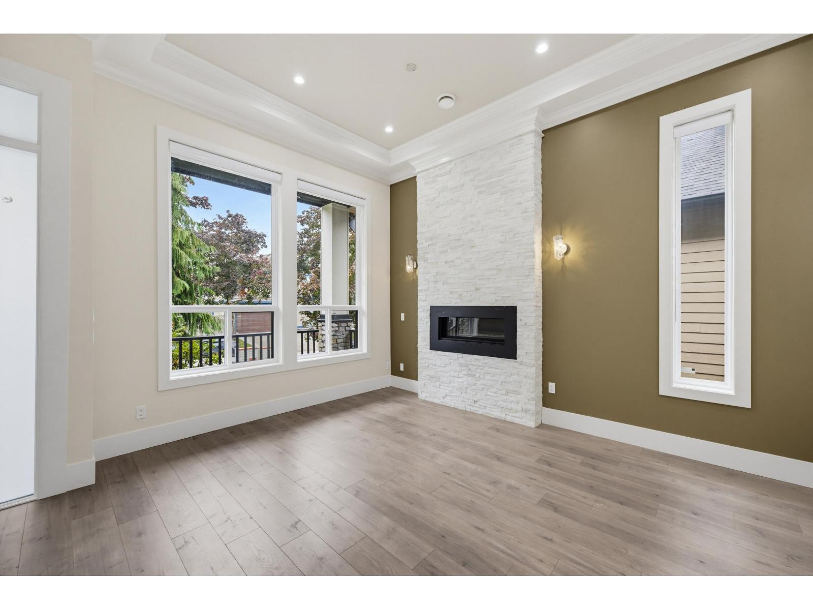 7560 146 Street Property Photo 9