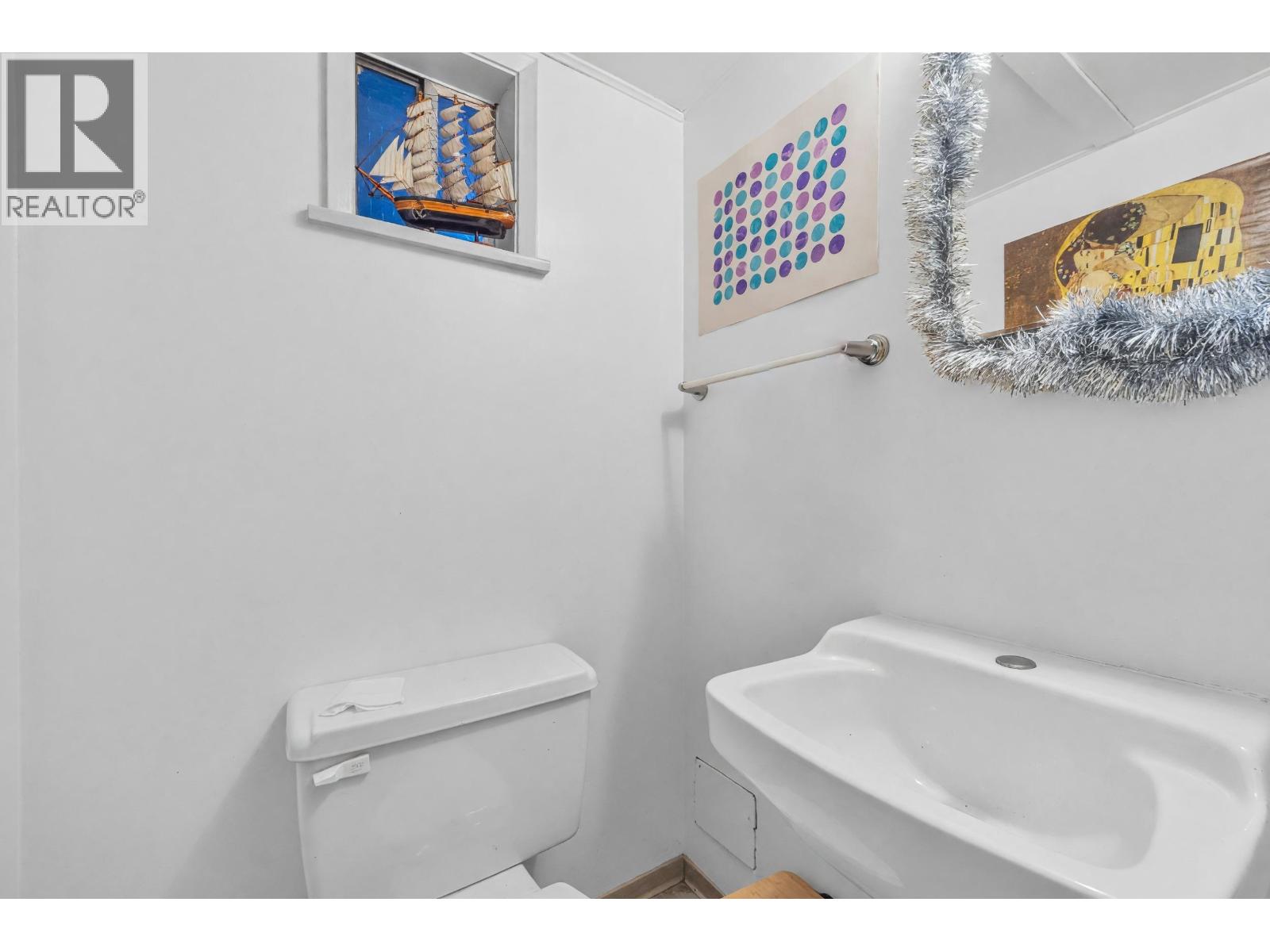 6220 Mara Crescent Property Photo 20