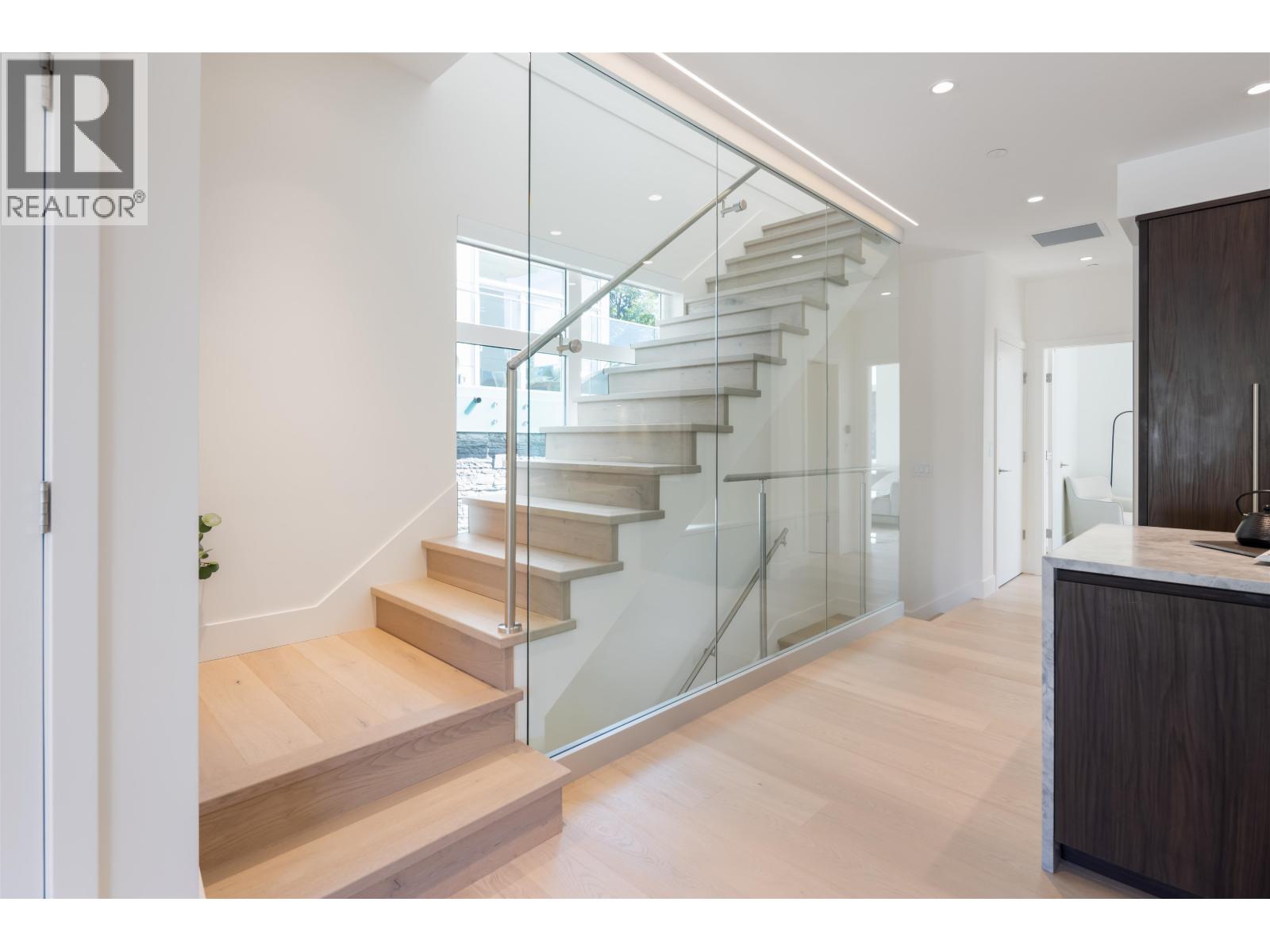 592 Arthur Erickson Place Property Photo 19