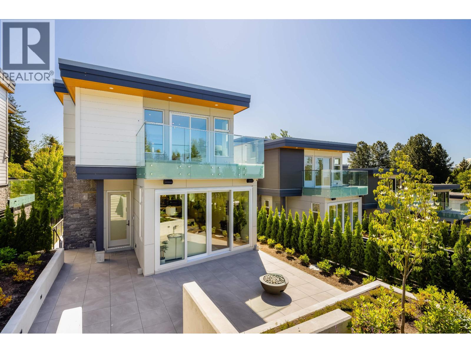 592 Arthur Erickson Place Property Photo 29