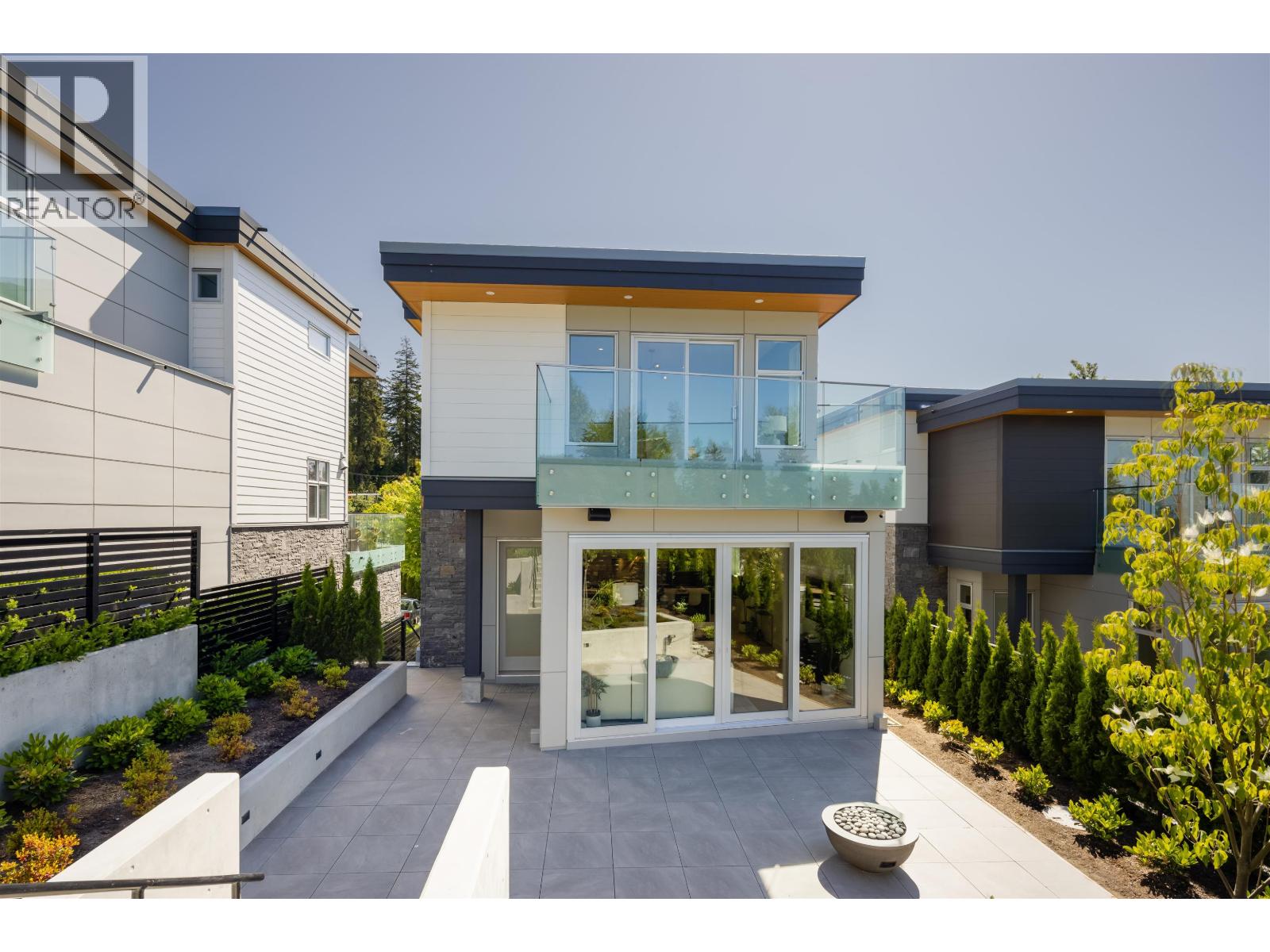 592 Arthur Erickson Place Property Photo 38