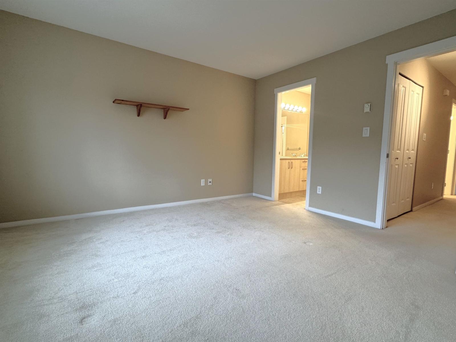 49 15155 62a Avenue Property Photo 17