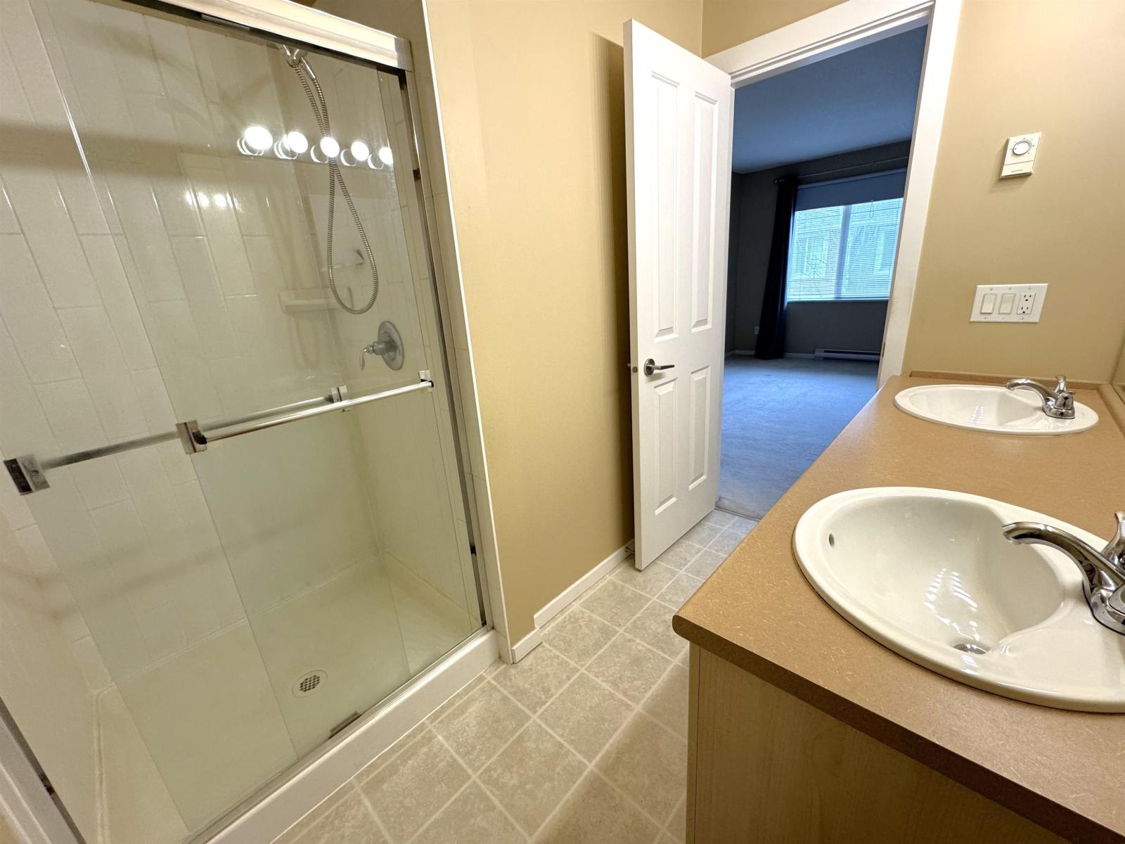 49 15155 62a Avenue Property Photo 20