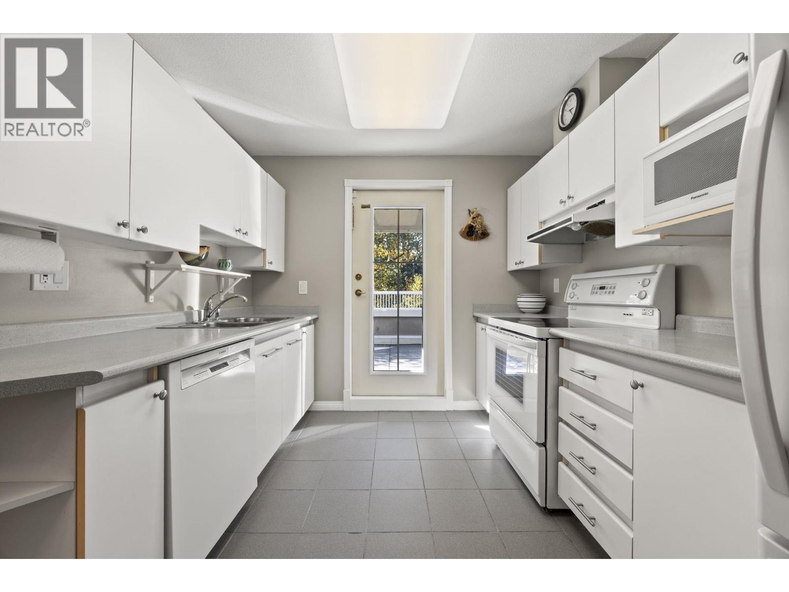404 2388 Welcher Avenue Property Photo 17