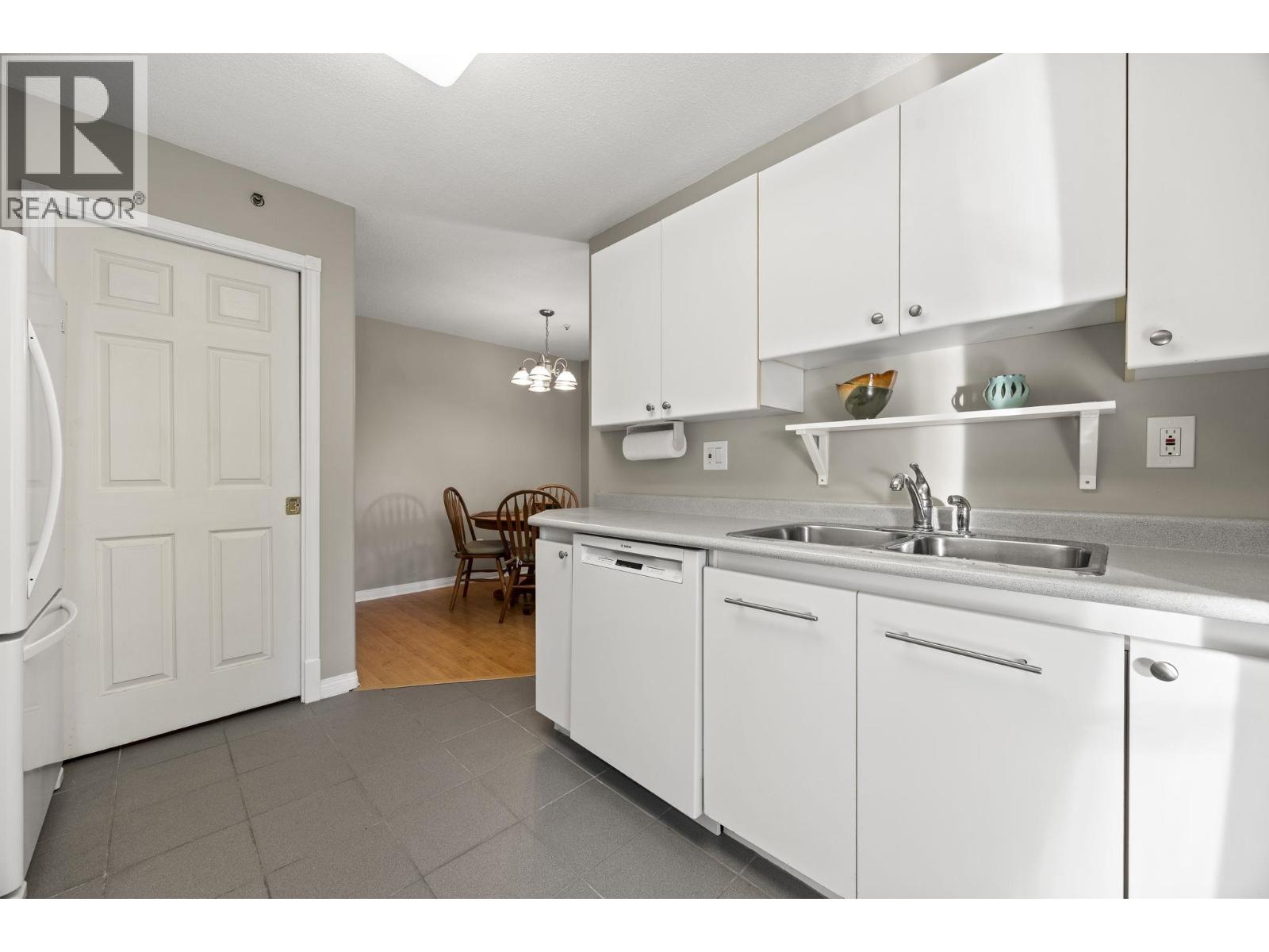 404 2388 Welcher Avenue Property Photo 18