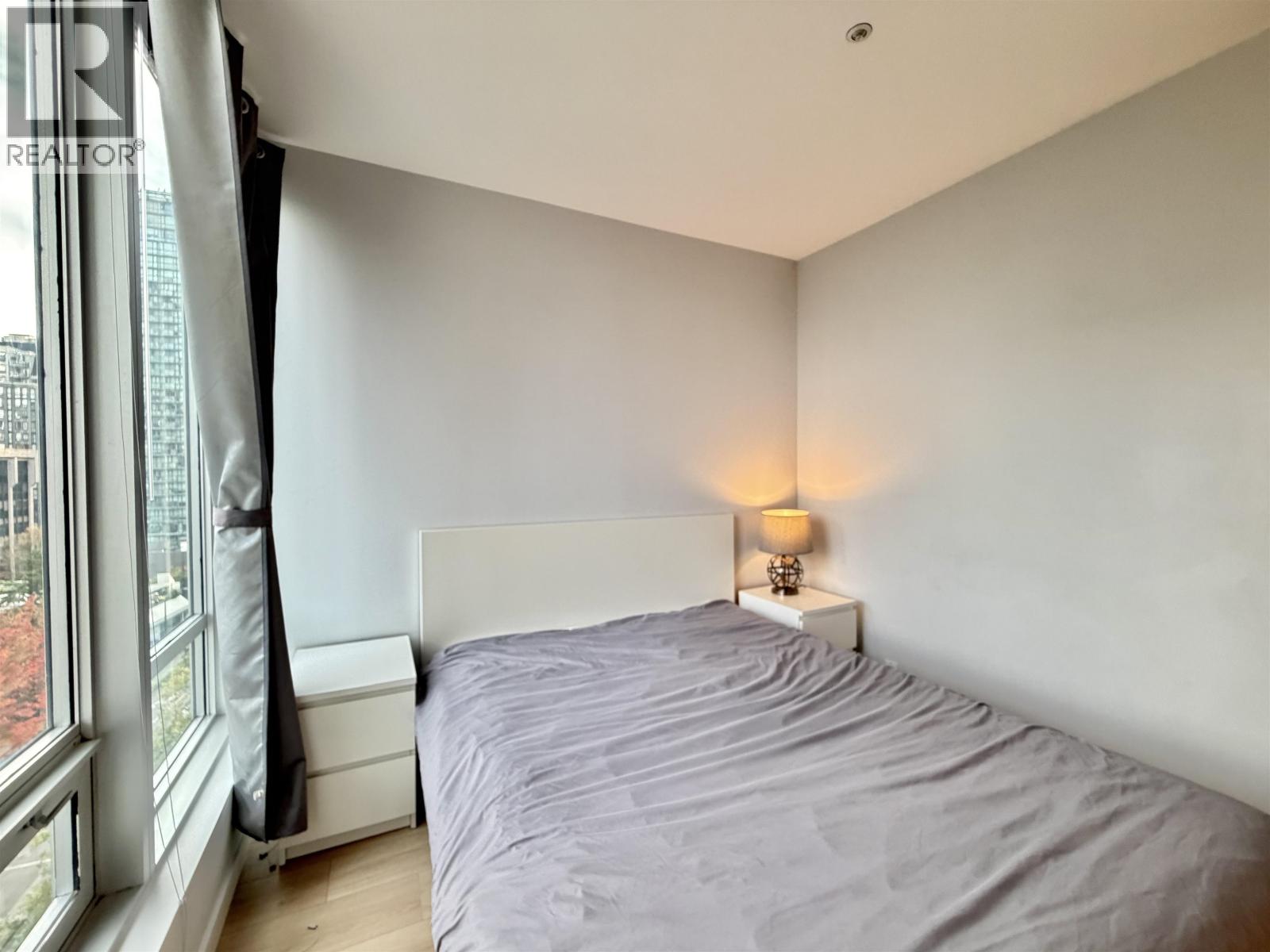 501 989 Nelson Street Property Photo 11