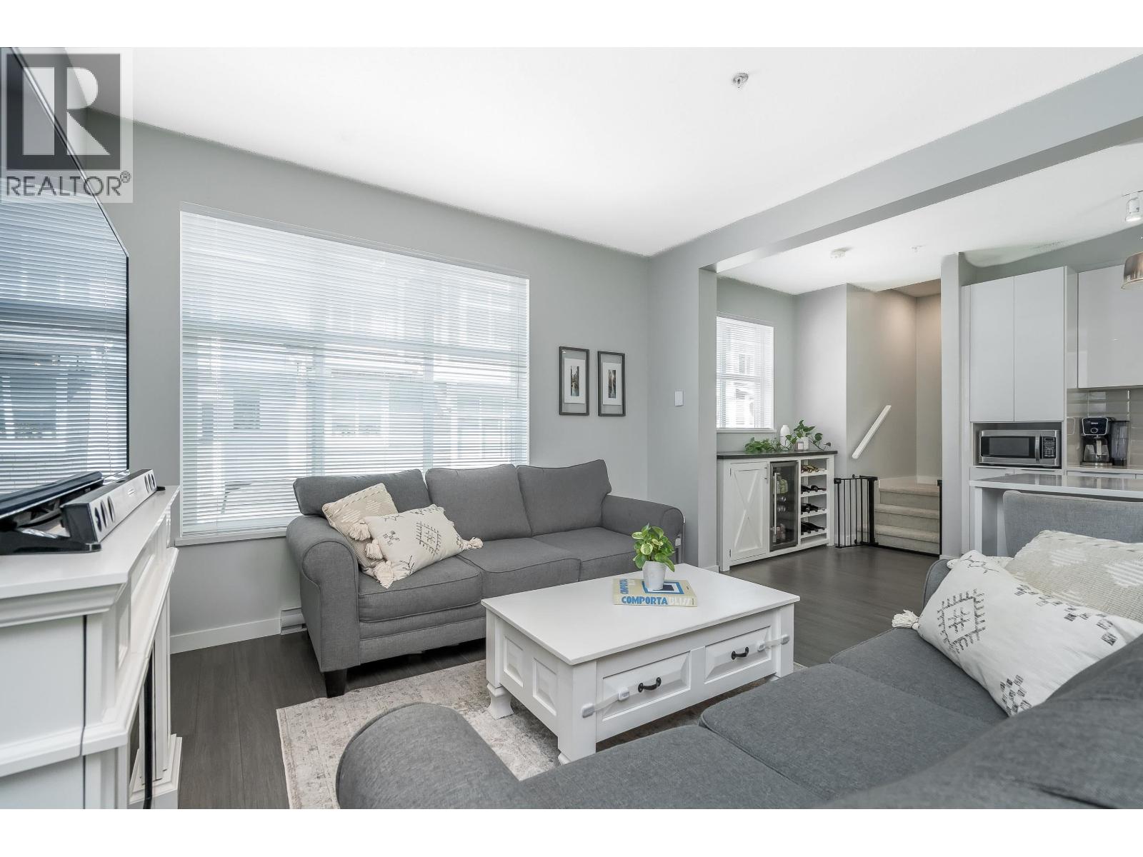 602 11295 Pazarena Place Property Photo 12