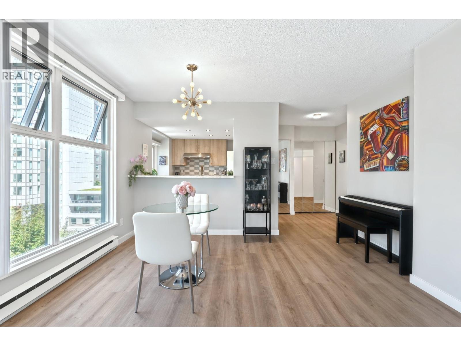 B901 1331 Homer Street Property Photo 1