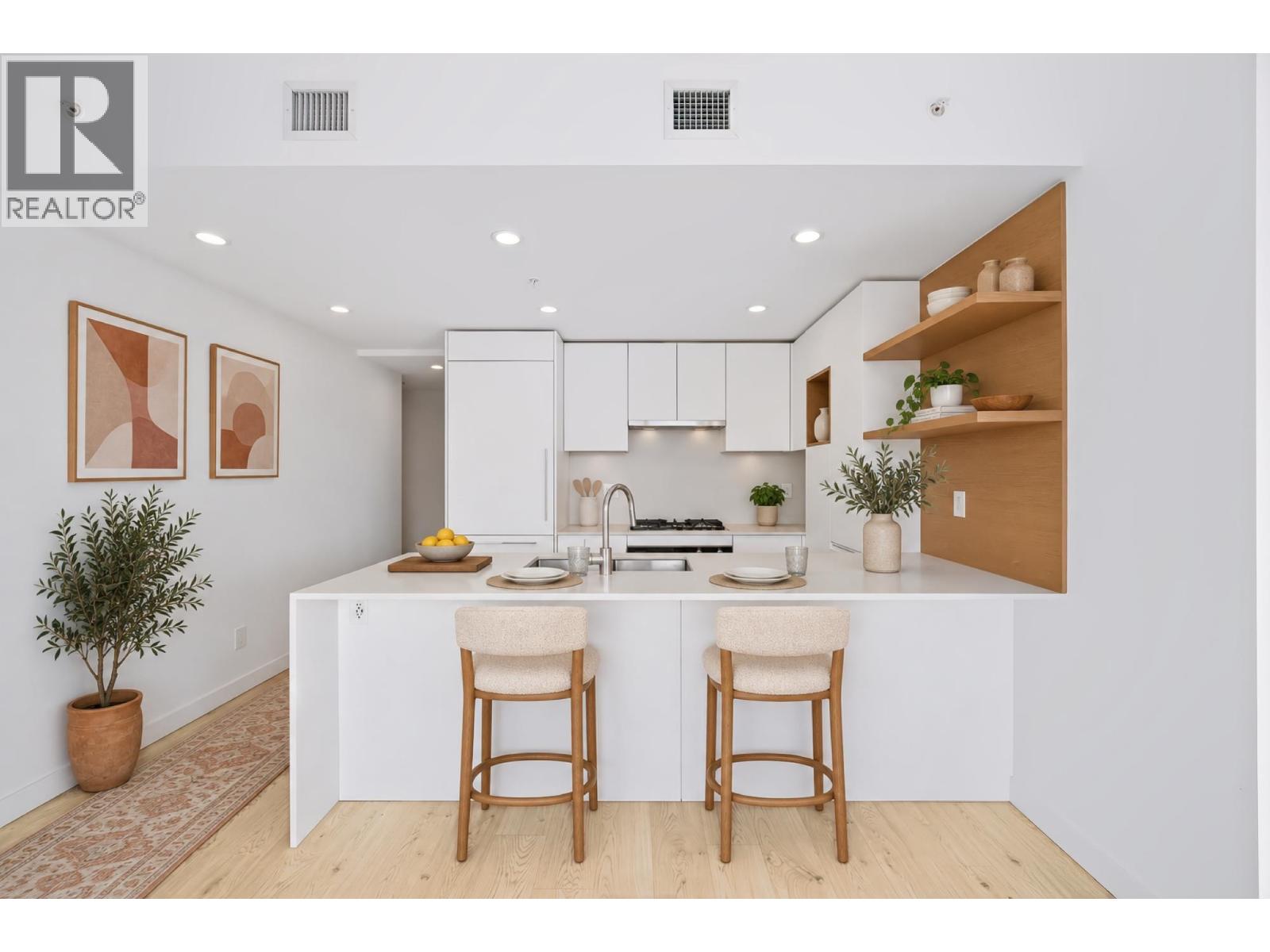 3109 2181 Madison Avenue Property Photo 13
