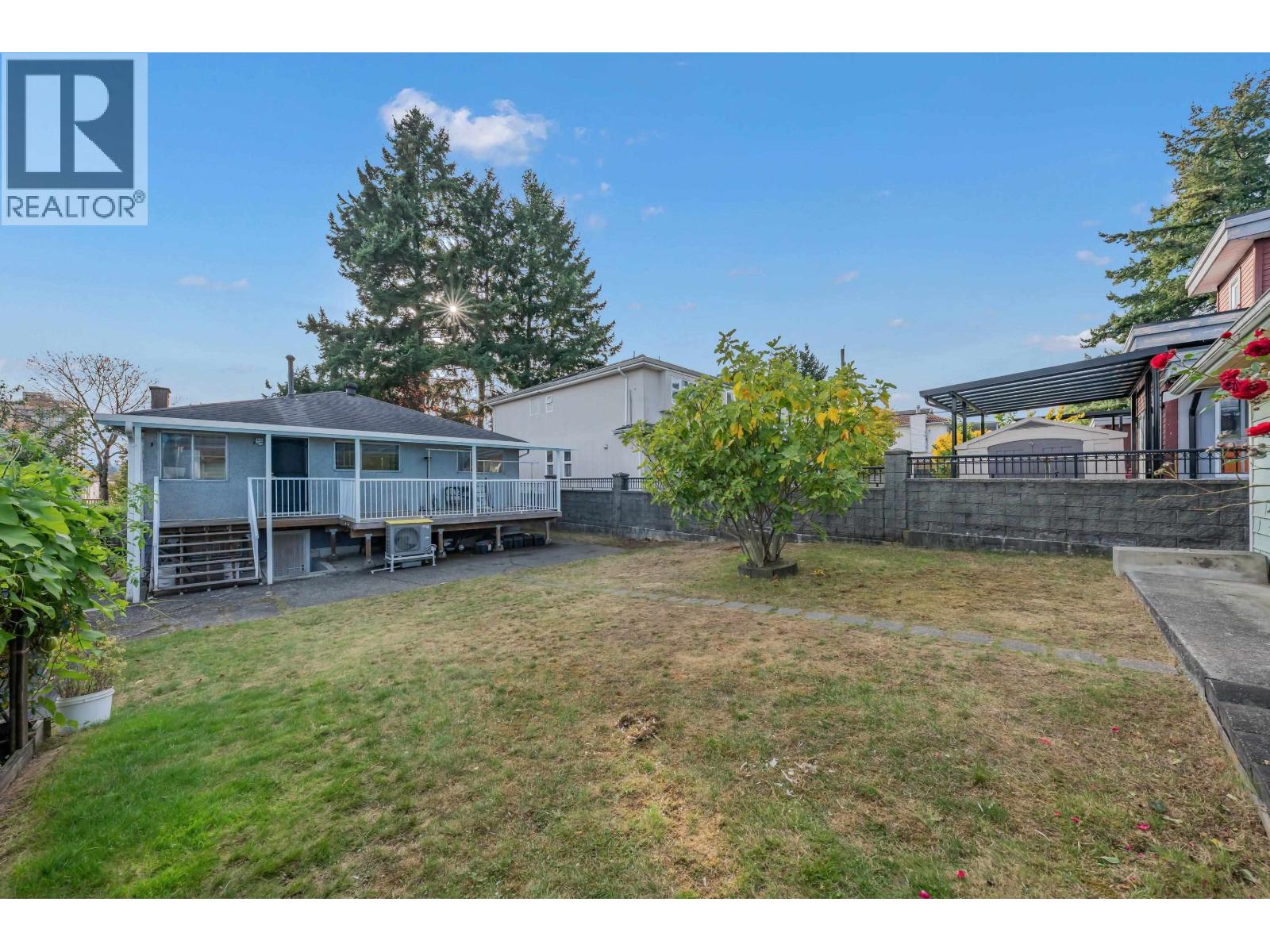 3631 Wellington Avenue Property Photo 4