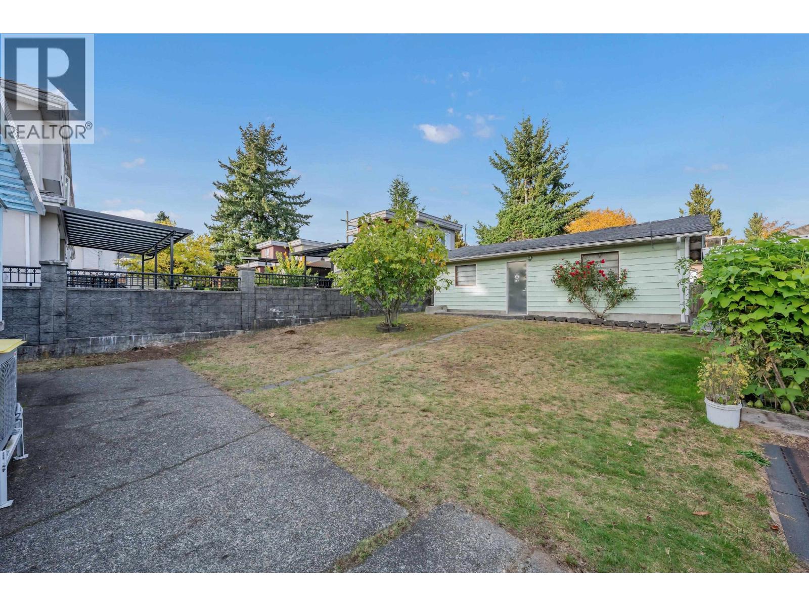 3631 Wellington Avenue Property Photo 5